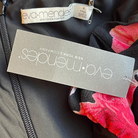 NWT Eva Mendes Collection On or Off Shoulder Maxi Gown Red Black Floral Size 4 - Picture 5 of 10